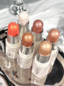 Buttery Bling Highlight Stick-Vanilla Frost