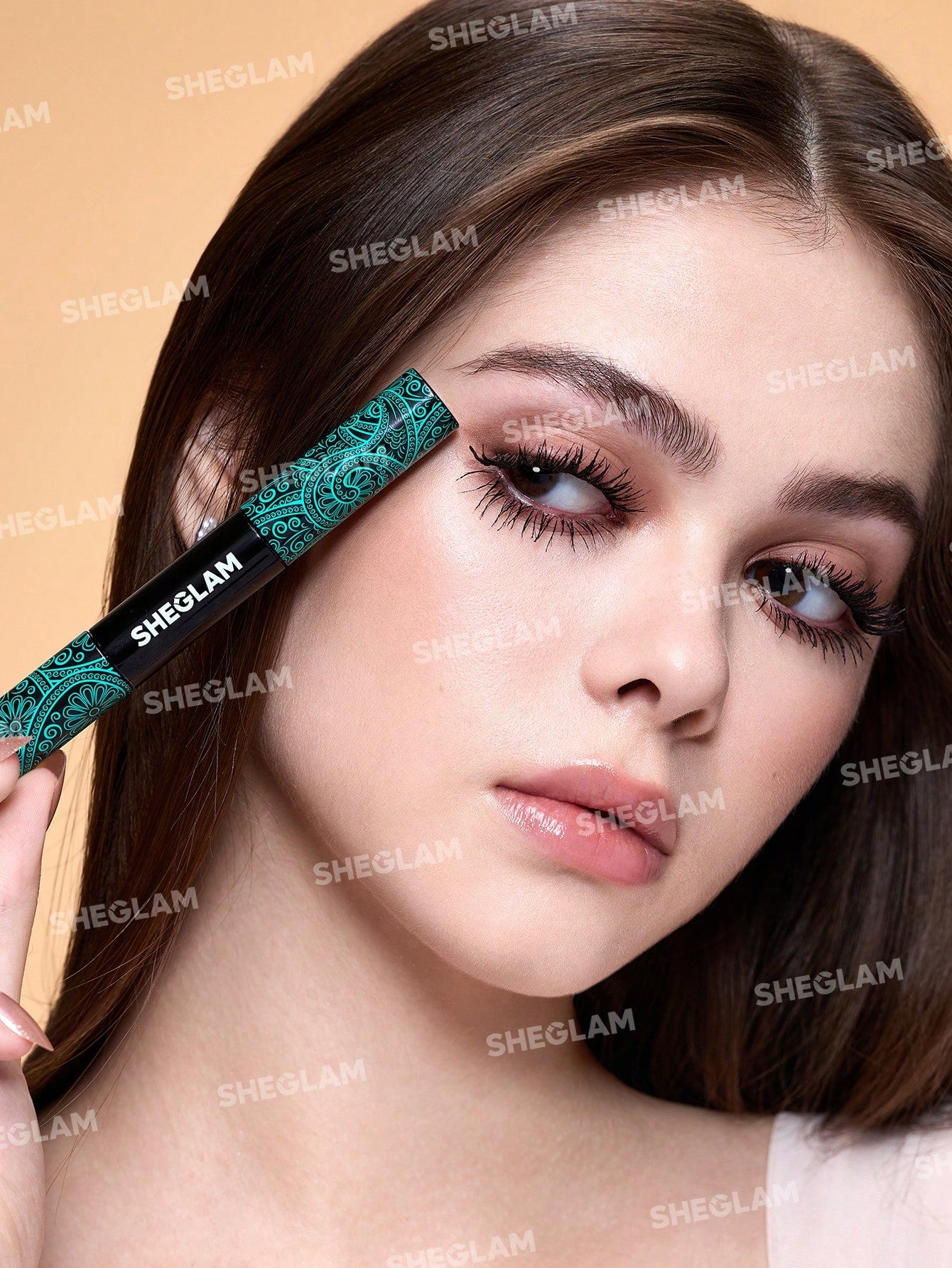 All-In-One Volume & Length Mascara-Waterproof Black