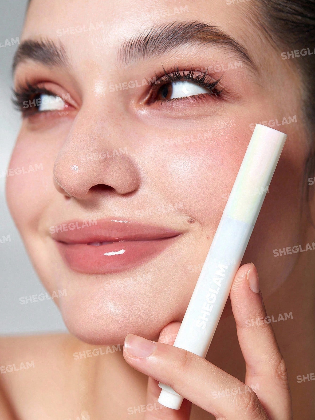 Pout-Perfect Shine Lip Plumper-114 Pink Flamingo