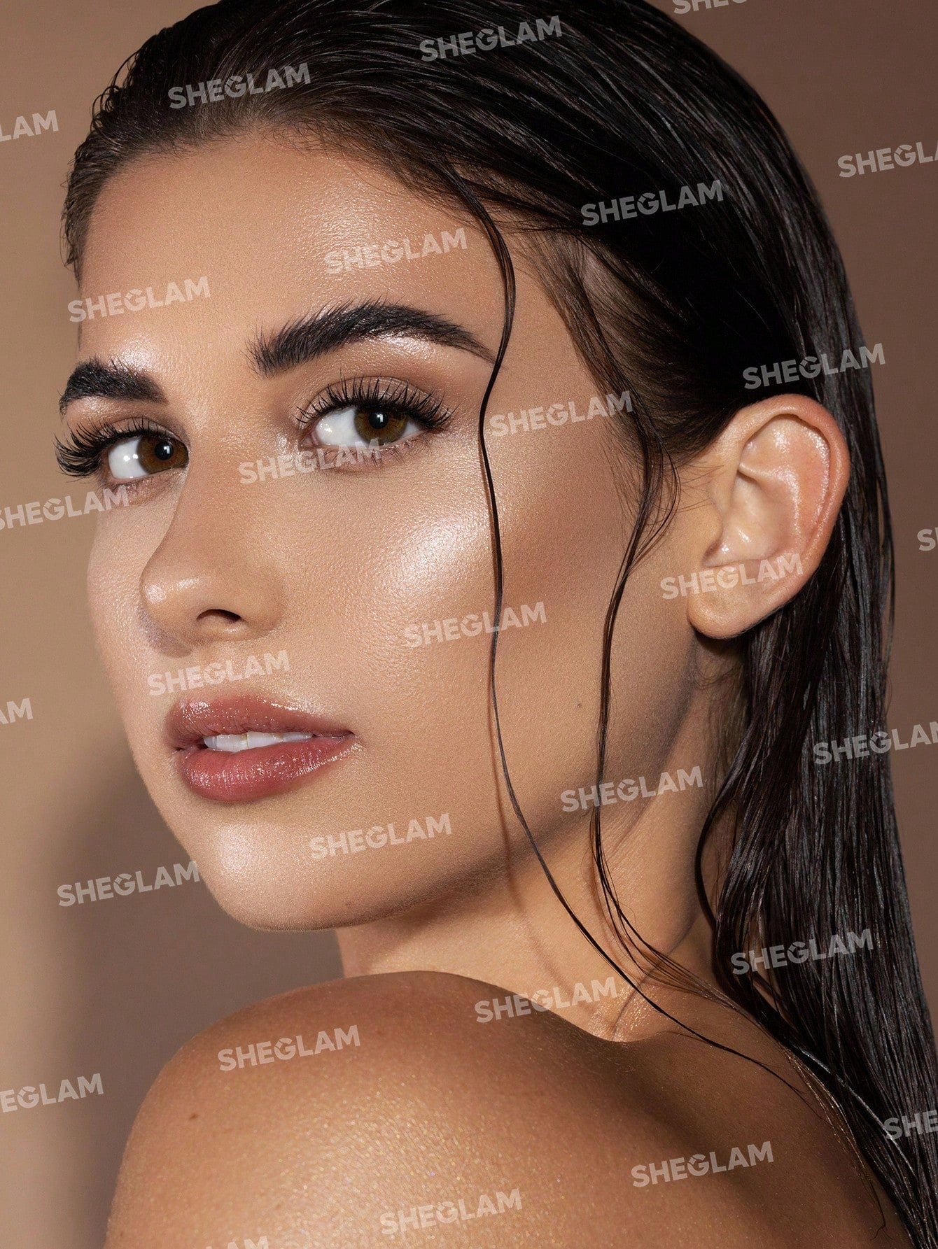 Glow Bloom Liquid Highlighter-01 Vanilla Frost
