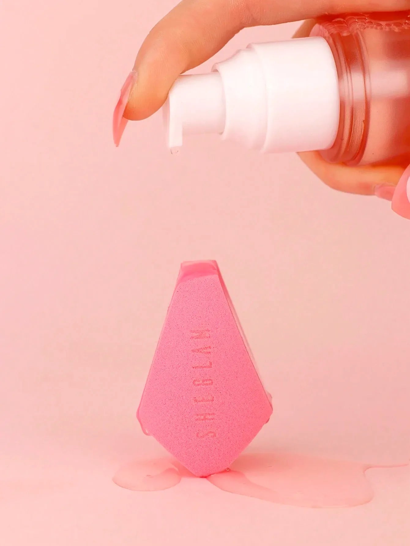 SHEGLAM - Fresh Sesh Brush & Sponge Shampoo-Pink
